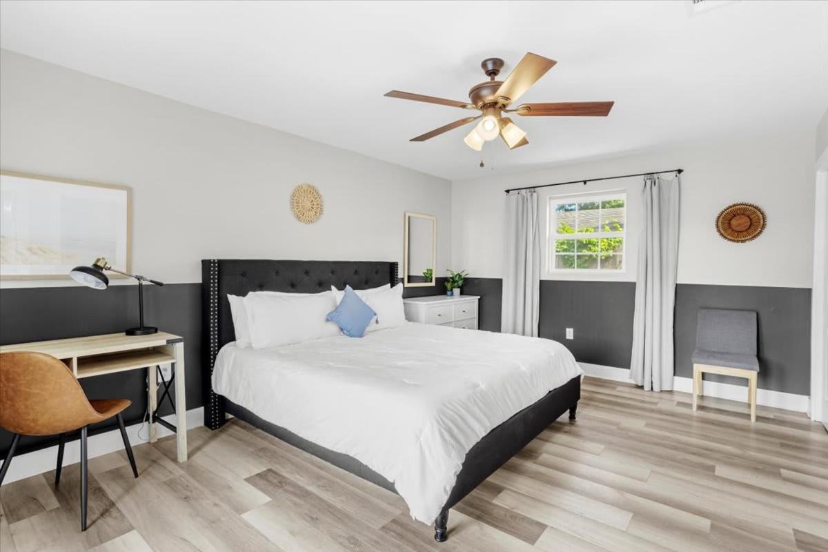Ranch Home Gem 5Br Home Sleeps 12 With Game Room Gulfport Bagian luar foto